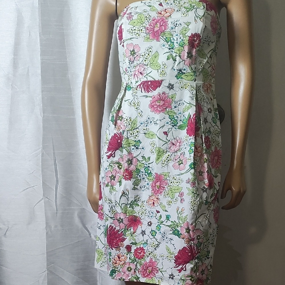 Old Navy Strapless Floral Dress - Pink and Green Size‎ 6